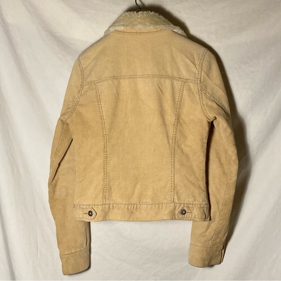 Hollister Size S Corduroy Bomber Jacket w/ Faux Fur Neck and Zipper Front - Picture 2 of 16